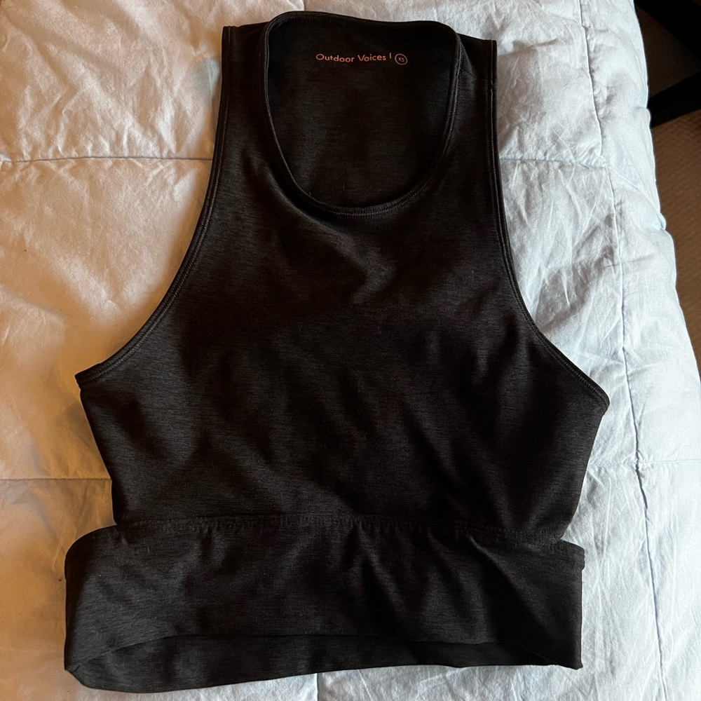Outdoor Voices cropped bra/workout top with cutout